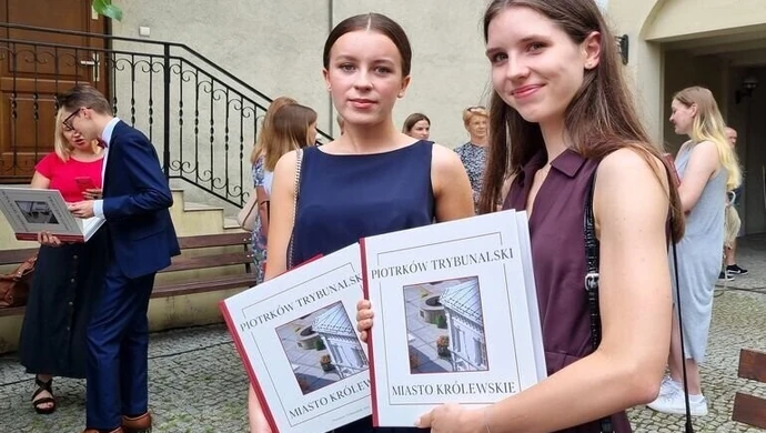 Prezydent nagrodził najlepszych uczniów