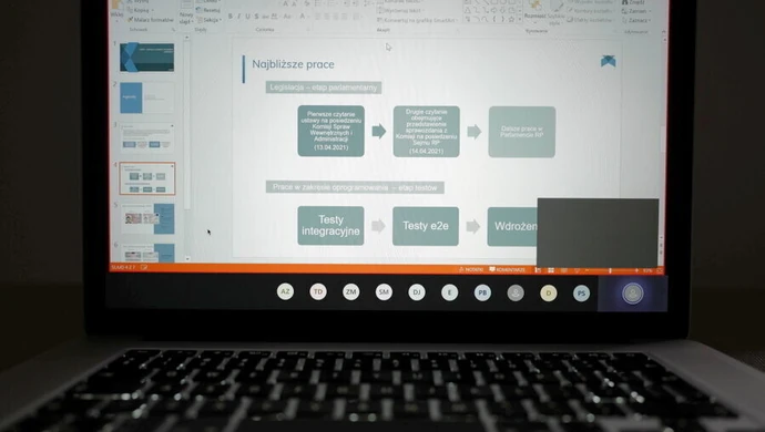 Rząd przyjął projekt umożliwiający obywatelom załatwianie zdalnie spraw urzędowych