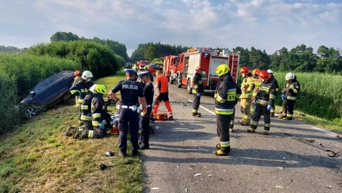 10 osób rannych w wypadku pod Radomskiem. Jedna zmarła