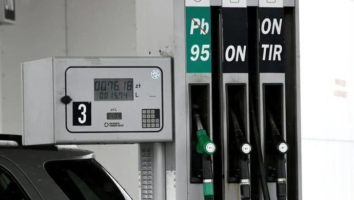 Analitycy: wzrost cen paliw wyhamował, jest szansa na brak podwyżek