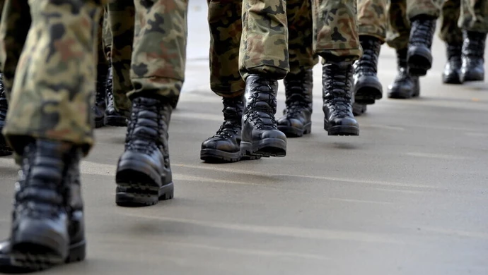 Projekt MON: zakaz noszenia mundurów przez uczestników zgromadzeń