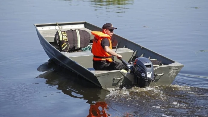 Łódzkie: w Bzurze odnaleziono ciało 13-latka. W akcji brali udział strażacy z Piotrkowa