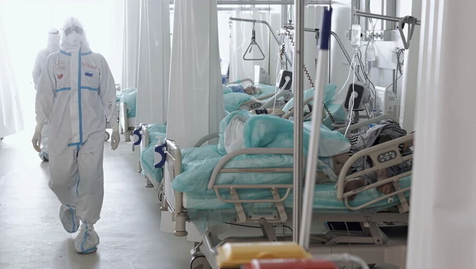 Dr Sutkowski: w szczycie czwartej fali będzie od kilku do kilkunastu tys. zakażeń dziennie