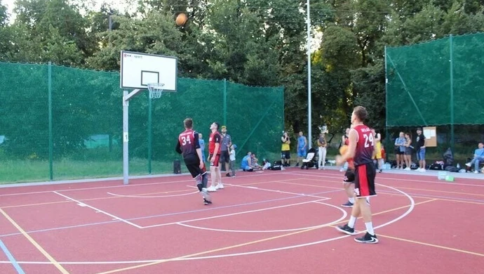 Koszykówka 3x3 coraz popularniejsza także w Piotrkowie