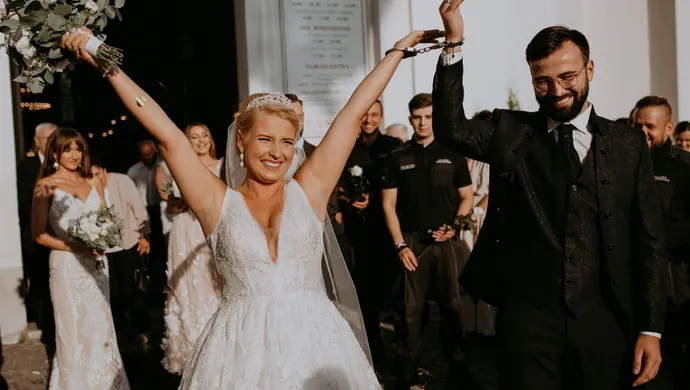 Poznali się na służbie. Para funkcjonariuszy aresztu w Piotrkowie wzięła ślub