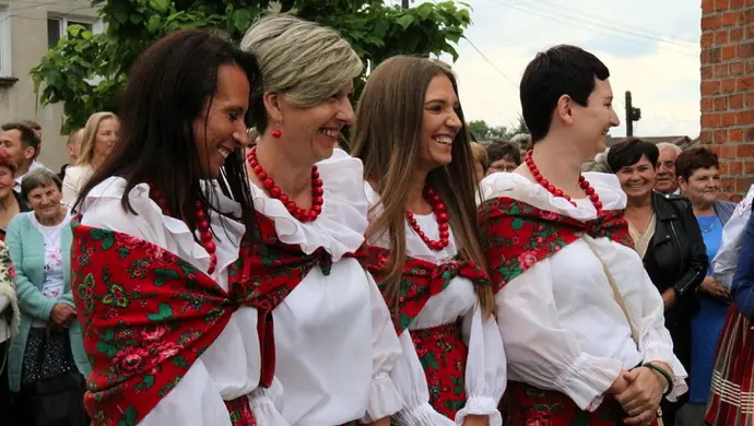 Mieszkańcy gminy Wola Krzysztoporska podziękowali za plony