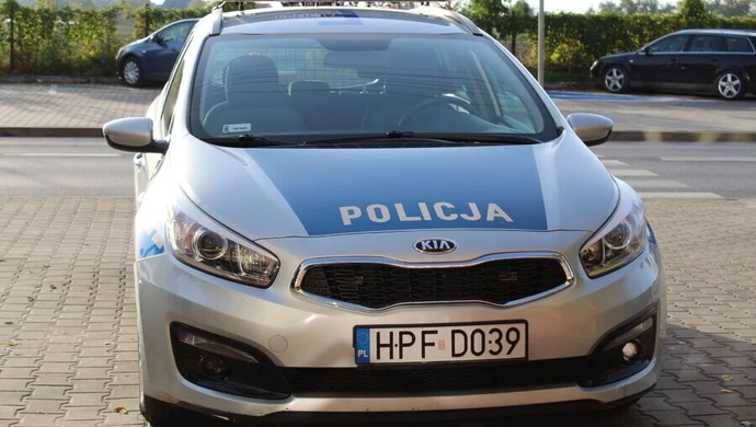 Z zakazem prowadzenia i nietrzeźwi jeździli po drogach miasta oraz powiatu