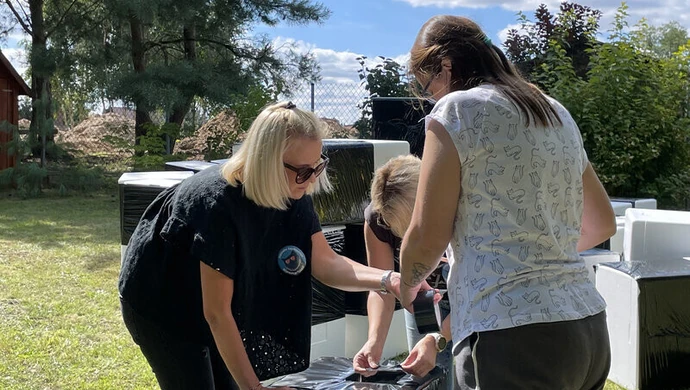 Zabezpieczają koty na zimę