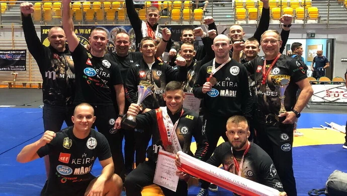 Zapaśnicy zdobyli cztery medale, AKS został drugim klubem w kraju