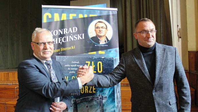 Wicedyrektor Chrobrego dał się nabrać