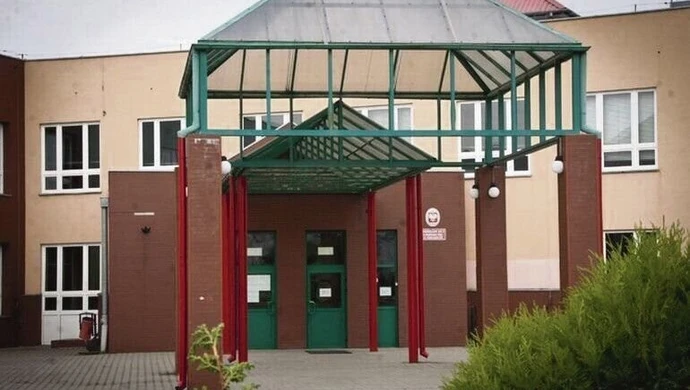 Koronawirus w piotrkowskich szkołach. Uczniowie na kwarantannie