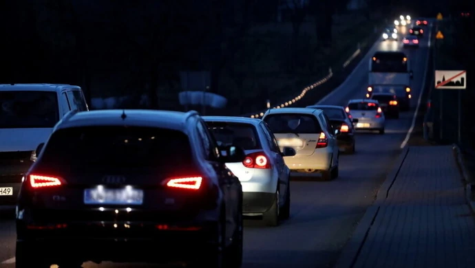 Analitycy: drogie wyjazdy na Wszystkich Świętych