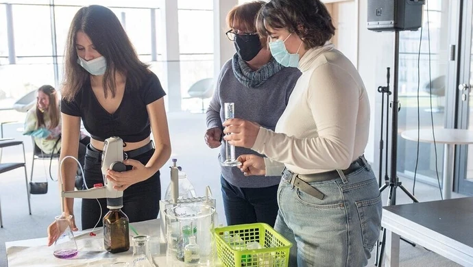 O zasobach wody w mediatece