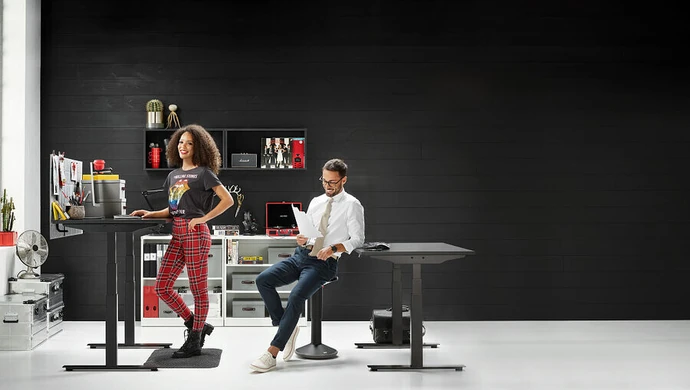 Jak urządzić ergonomiczne biuro w domu?