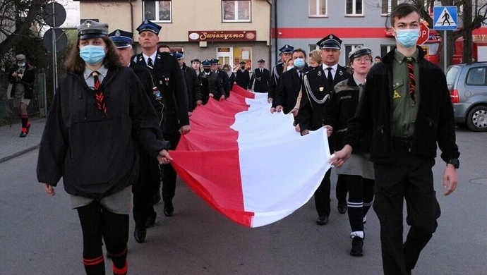 Pod biało-czerwoną [ZDJĘCIA]