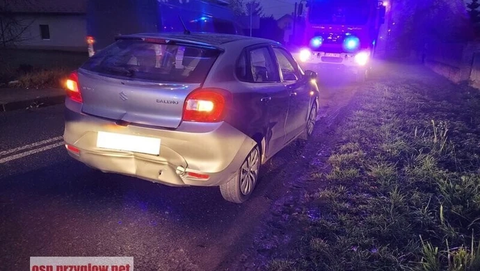 Trzy wozy strażackie i dwa radiowozy do… wgniecionego zderzaka