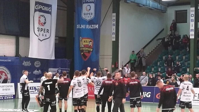 Horror w hali Relax zakończony wygraną Piotrkowianina