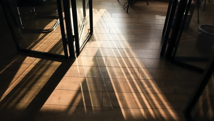 Panele podłogowe &#8211; jakie panele wybrać?