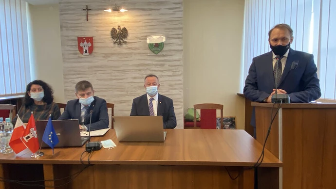 O podwyżkach podczas sesji w Wolborzu