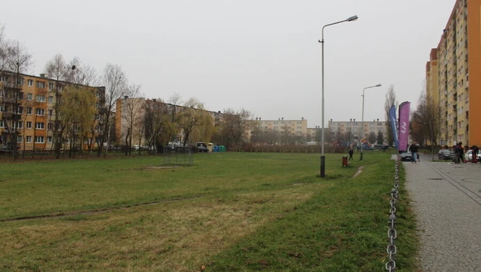 Dlaczego nie powstał psi plac zabaw?