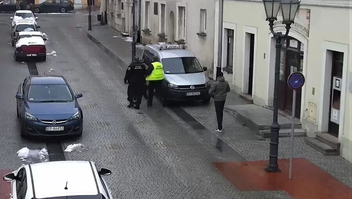 Zniszczył elewację na starówce