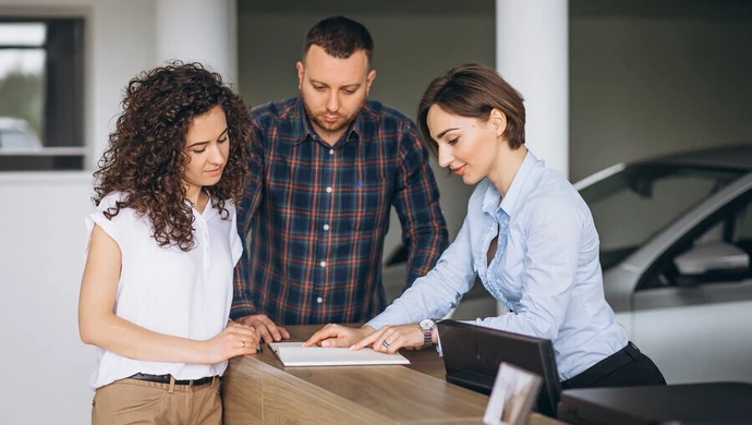 Czy warto sprzedać samochód w skupie aut?