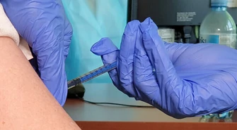 Pierwsi mieszkańcy regionu już się szczepią