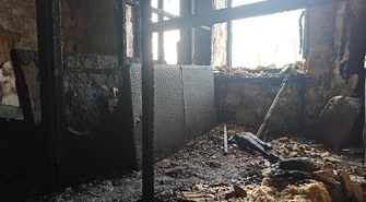 Groźny pożar kamienicy przy ul. Wiejskiej