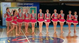 Bardzo dobry start zawodniczek z "Jaskółczyna"