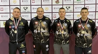 Medalowy weekend zapaśników AKS