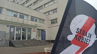Policja przesłuchuje uczestników Strajku Kobiet w Piotrkowie
