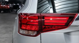 Rodzaje świateł w samochodzie i ich przeznaczenie