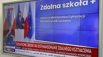 W przypadku nauczania zdalnego rodzicom przysługuje dodatkowy zasiłek opiekuńczy