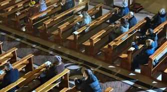 Kraska: nie jest obecnie przewidywane zamknięcie kościołów