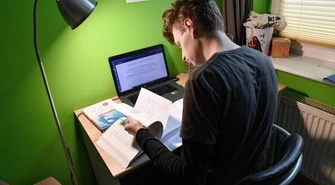 Do 18 kwietnia przedłużona nauka zdalna w szkołach i przedszkolach