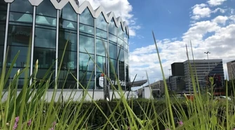 Bycie eko się opłaca &#8211; największy bank w Polsce wspiera transformację energetyczną kraju