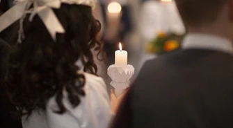 Pierwsza komunia święta. Prezent czy gotówka?