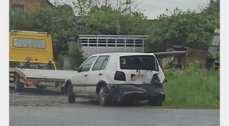 Kolejna kolizja na drodze Piotrków-Sulejów