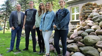 Ukryci w ciemności. Niezły kanał!