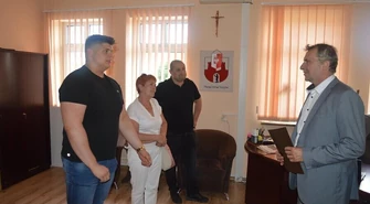 Spotkanie burmistrza z młodym, utytułowanym sportowcem