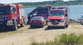Mężczyzna wyskoczył z łódki. Trwają poszukiwania zwłok. Nowe informacje w sprawie