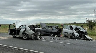 Wypadek koło Bełchatowa. Lądowały dwa śmigłowce LPR (zdjęcia)