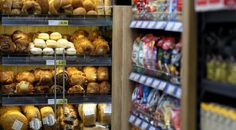 Raport: w czerwcu średnie ceny w sklepach spożywczych spadły o 6 proc. mdm