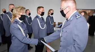 Policjanci świętowali w piotrkowskiej komendzie