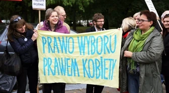 Rozpoczęto zbiórkę podpisów pod projektem umożliwiającym aborcję bez podania powodu