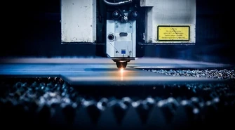 Wycinanie laserowe - gdzie się przydaje? Dlaczego warto?