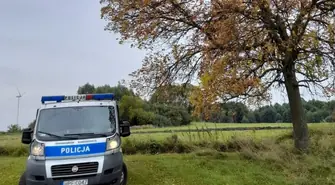 Policjanci radzą jak jesienią uniknąć tragedii na drodze