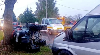 Traktorem wjechał w busa