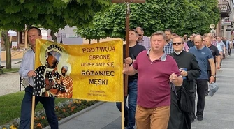 Publiczny różaniec - świadectwo czy zbędna manifestacja?