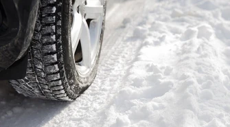 Idzie zima zła, czyli przygotowanie auta na śnieg i niskie temperatury!